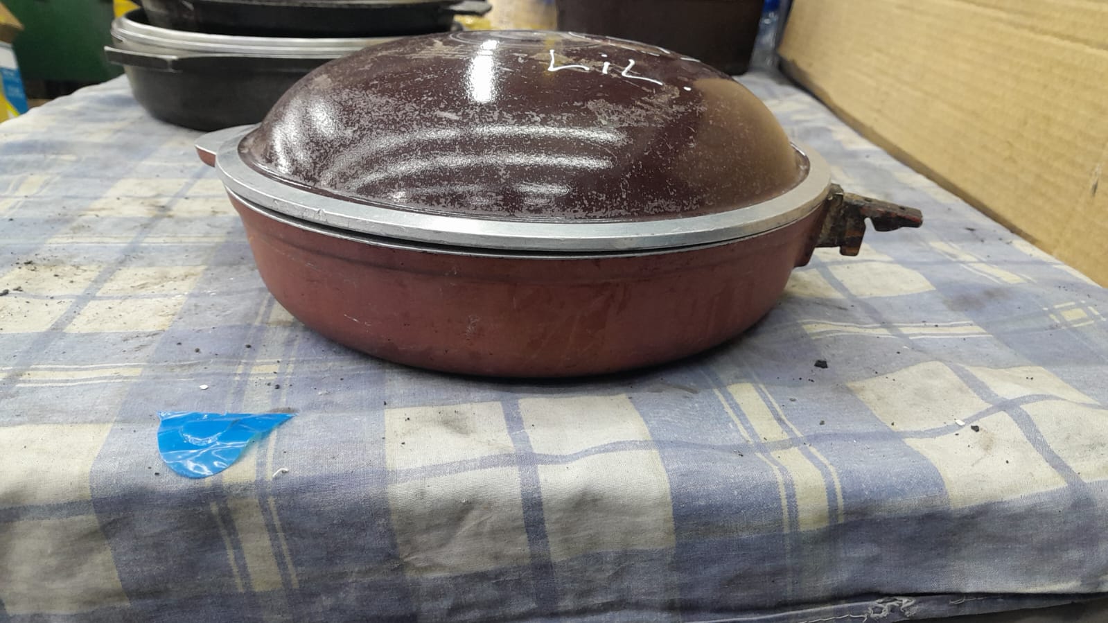 La misma pieza antes de restaurar